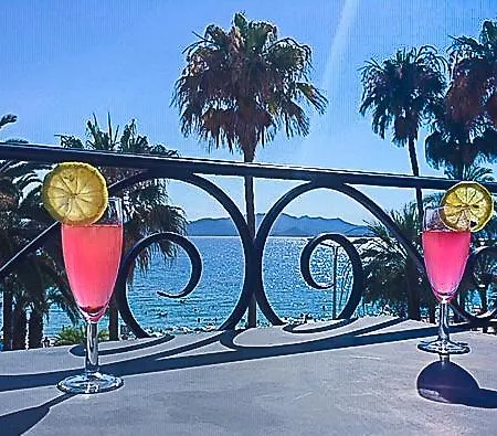 On The Croisette With Beautiful Sea View Apartment Cannes